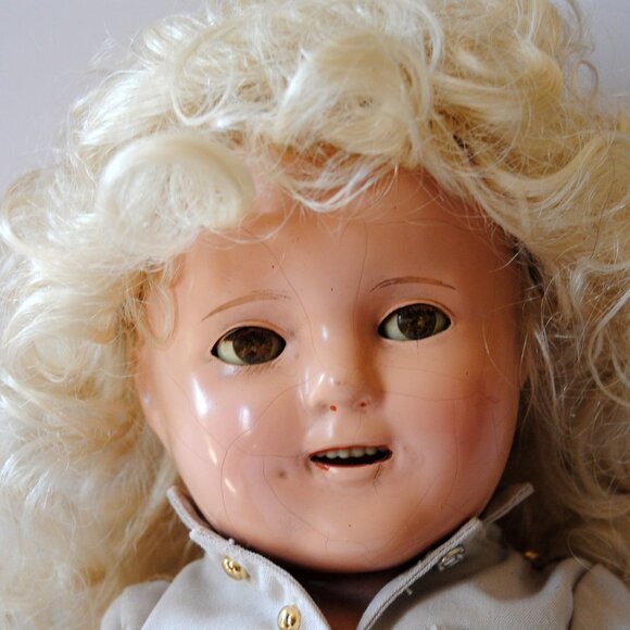 Antique  Shirley Temple Composition Doll  1930’s Vintage 16" w/teeth, dimples - Picture 2 of 10